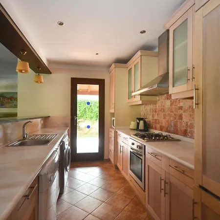 Sleeps 8 Pool Air Con Wifi Βίλα *