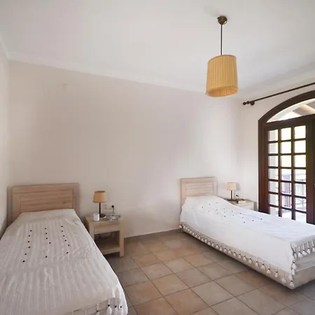 Sleeps 8 Pool Air Con Wifi Βίλα *
